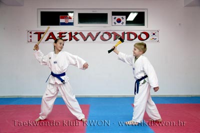 taekwondo kwon samoobrana8